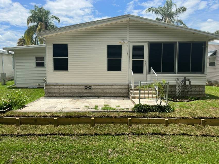 311 Maple Crest Drive a Haines City, FL Mobile or Manufactured Home for Sale